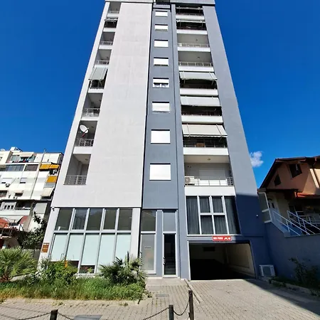 Pazari Luxury Tirana