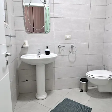 Pazari Luxury Apartment *